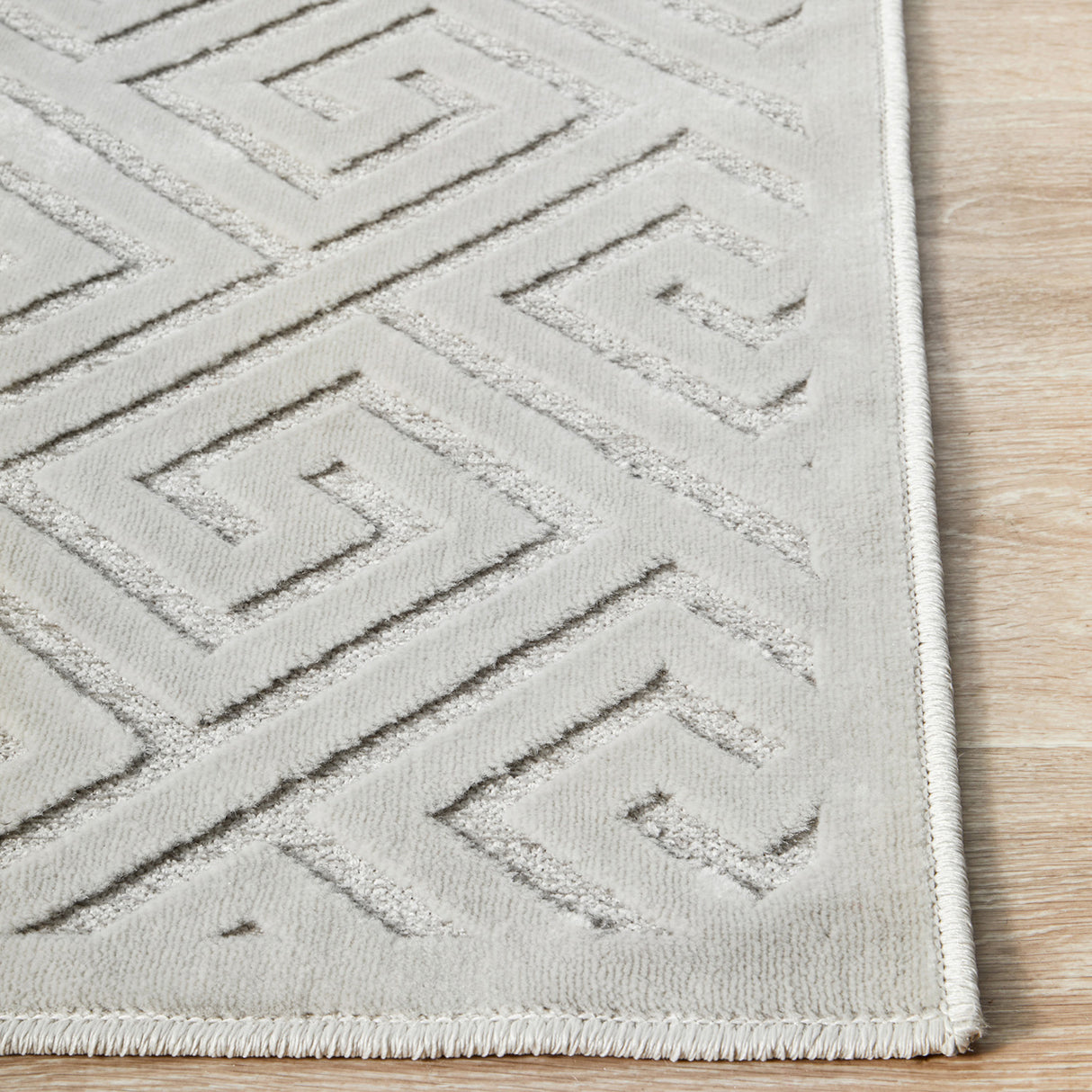 York Alice Natural White Rug