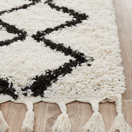 Saffron 11 White Runner Rug