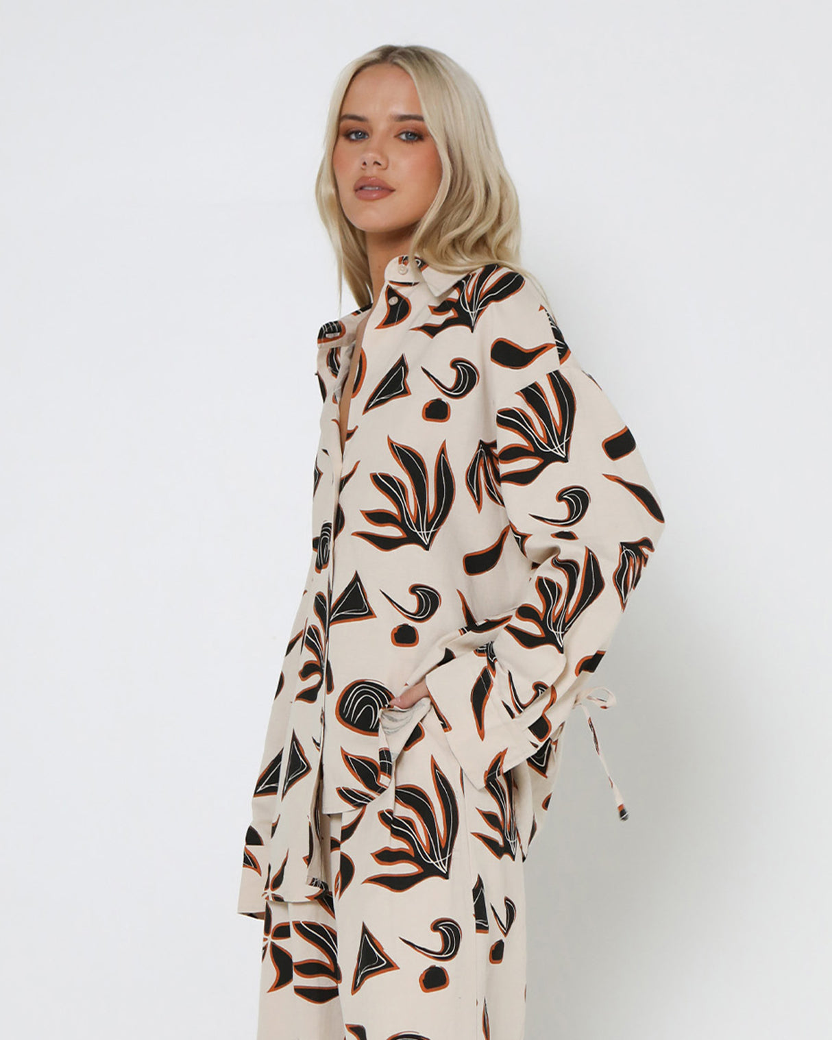 Lost In Lunar Women's Vera Shirt - Fall Print