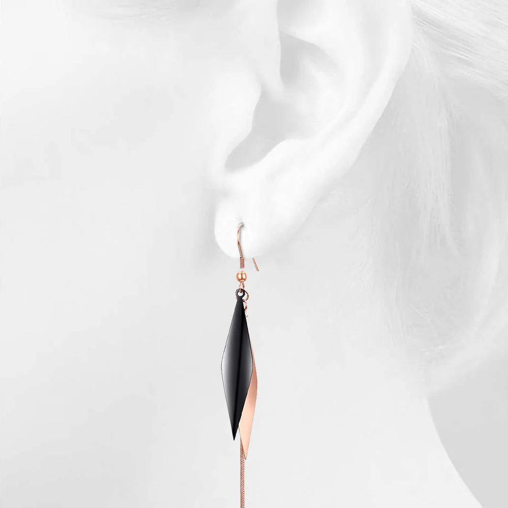 Bullion Gold Meeka Hook Earrings