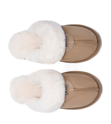 Australian Shepherd UGG Waffle Slipper - Chestnut