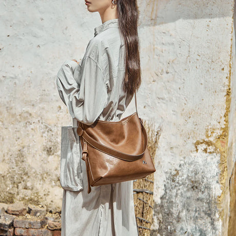 Nalandu Vintage Leather Slouchy Tote Bag - Brown