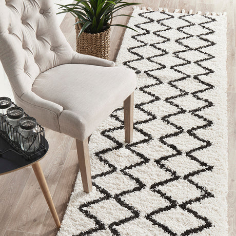 Saffron 11 White Runner Rug