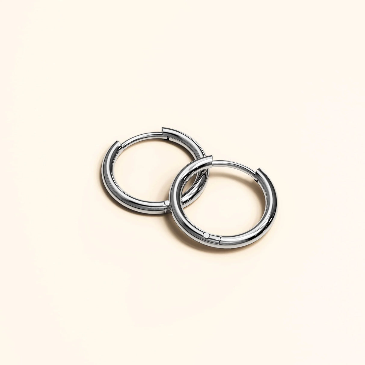 Bullion Gold Edgy White Gold Hoop Earrings