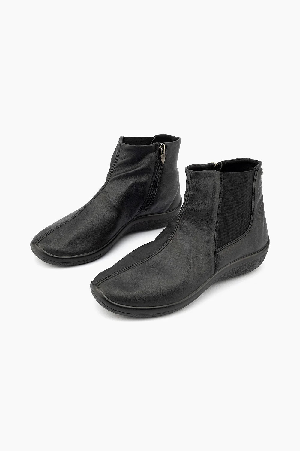 Arcopedico Trakai J65 Black