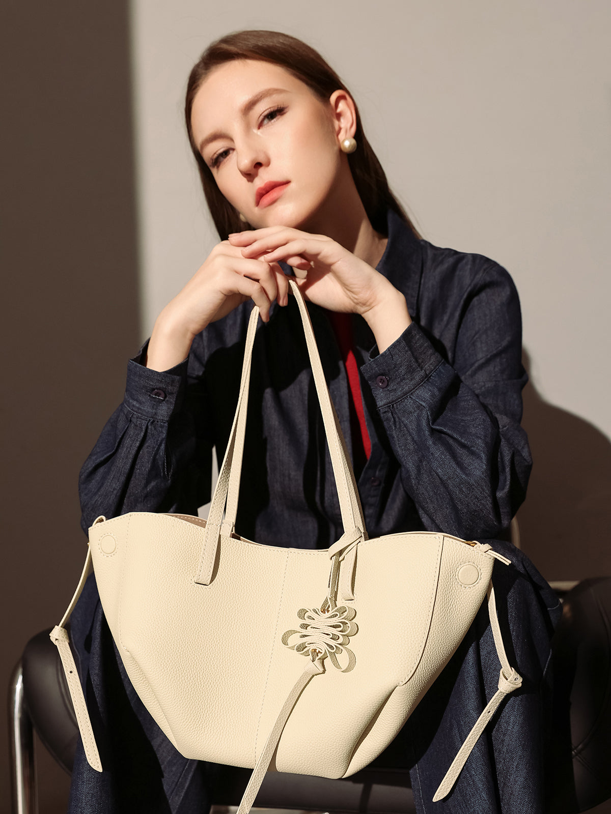 Valencia Knot Leather Tote Bag - Ivory