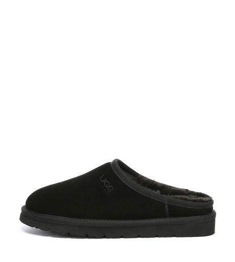 Australian Shepherd UGG Nano Classic Slipper - Black