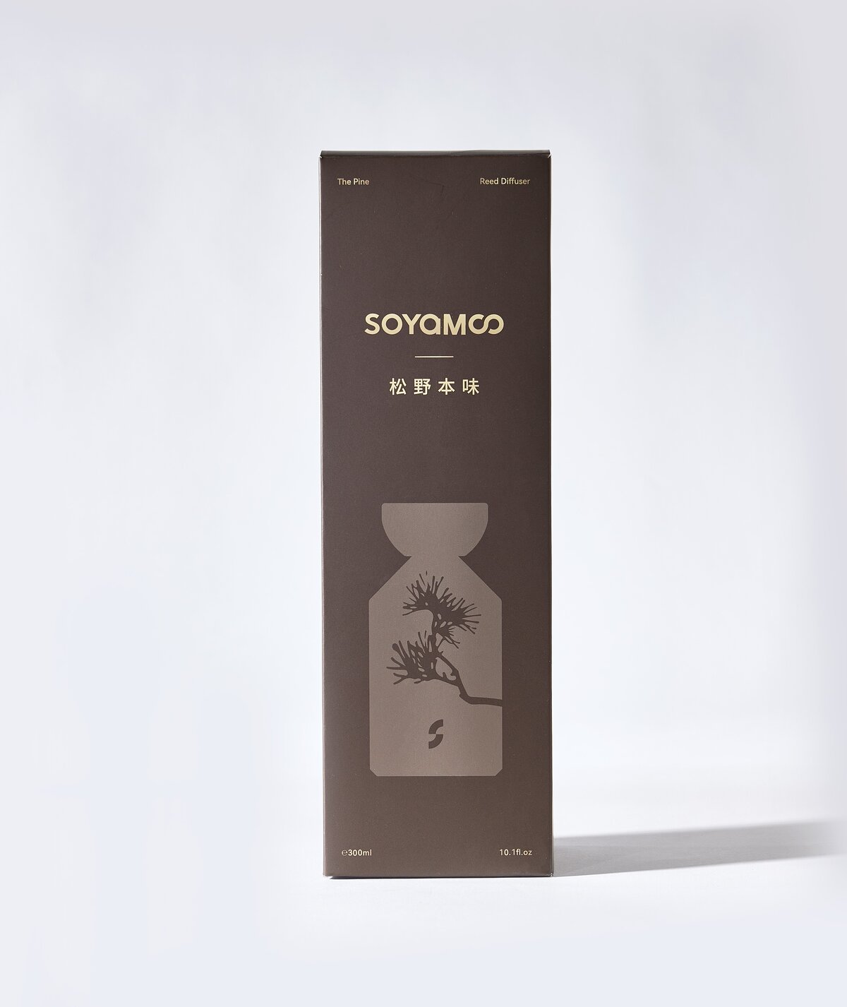 Matsuno Essence Wilderness Angled Shoulder Glass Reed Diffuser � 300ml