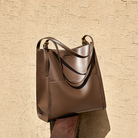 Nalandu Minimal Soft Leather Commuter Tote Bag - Coffee