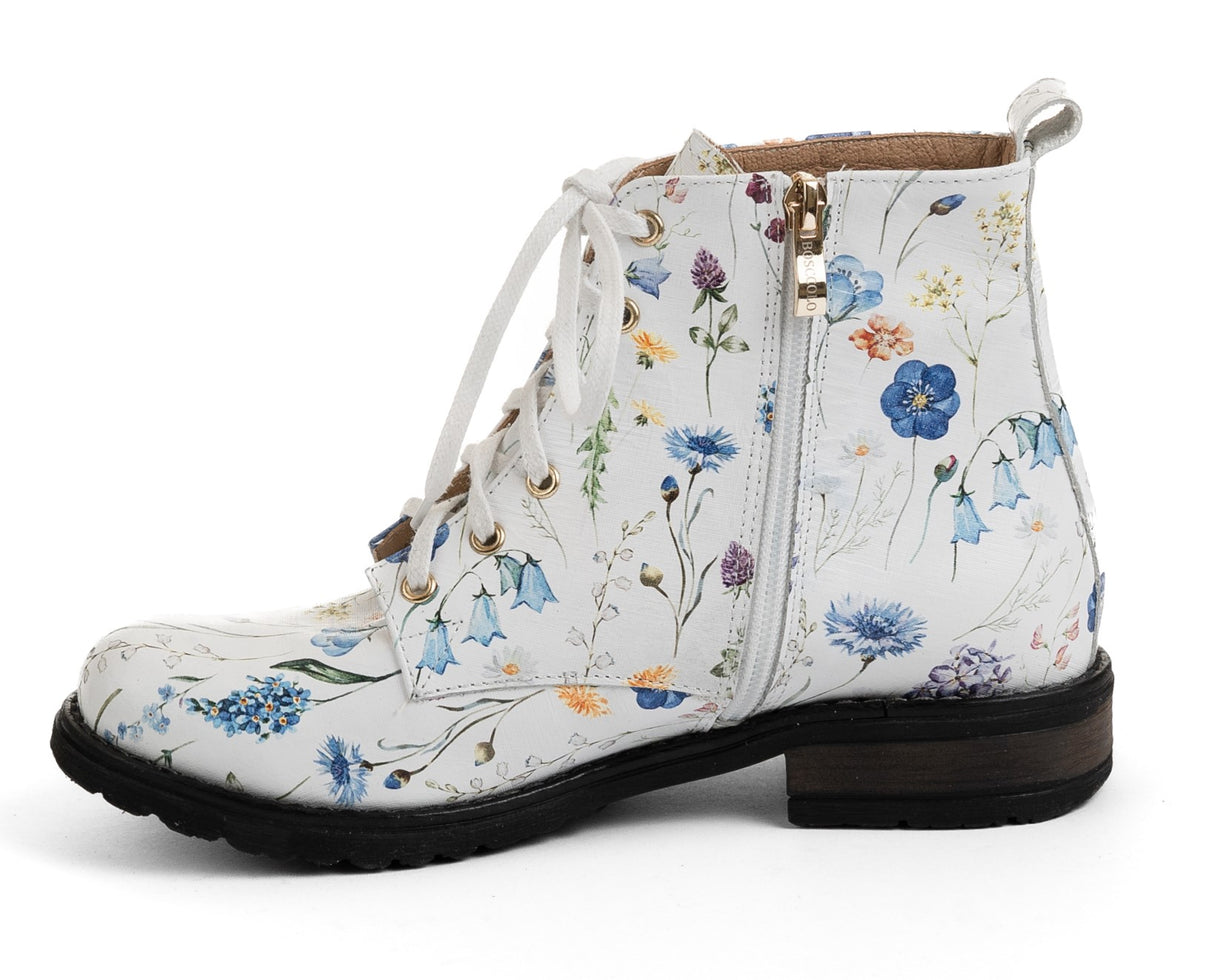 Bosccolo Womens Boots - White Flowers