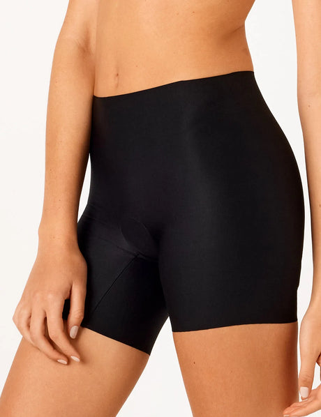 Ambra Ls Waisted Mid Thigh Short - Black