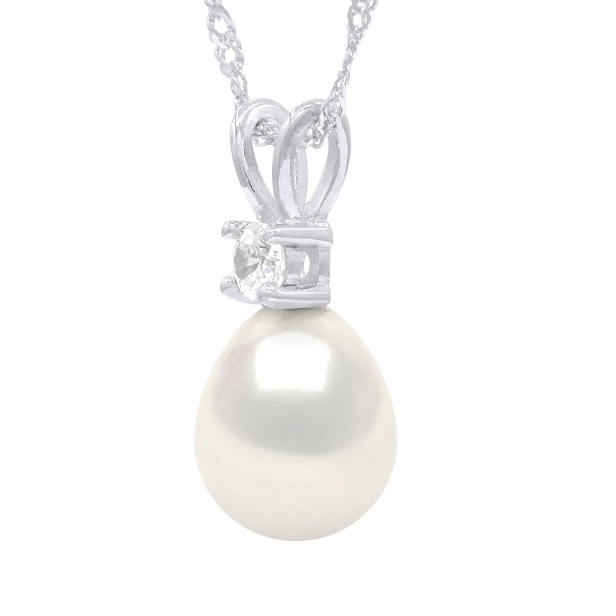 Necklace Adorned with A "V" Pendant - Longueur Collier 42 cm