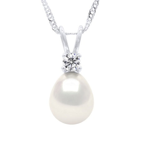 Necklace Adorned with A "V" Pendant - Longueur Collier 42 cm