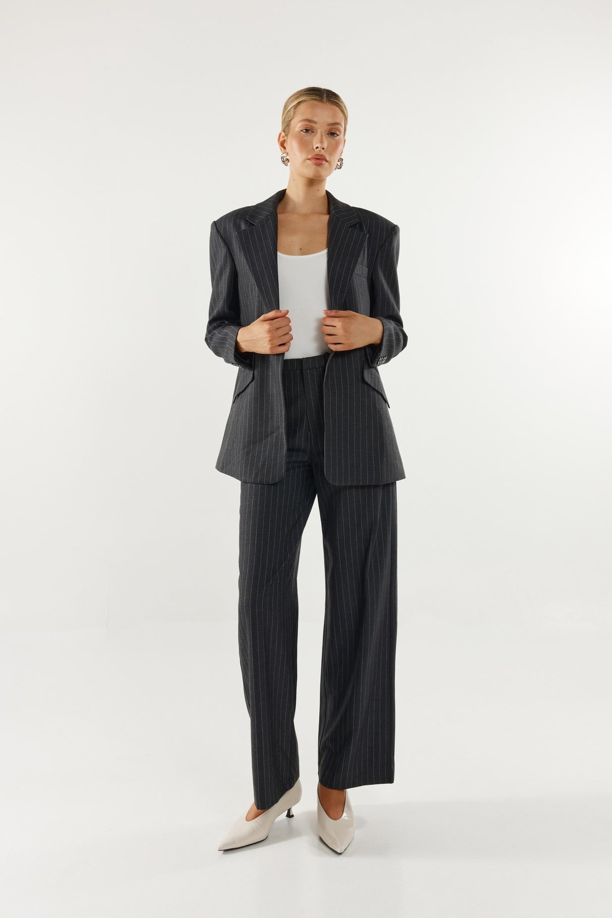 Madison The Label Collins Blazer - Charcoal