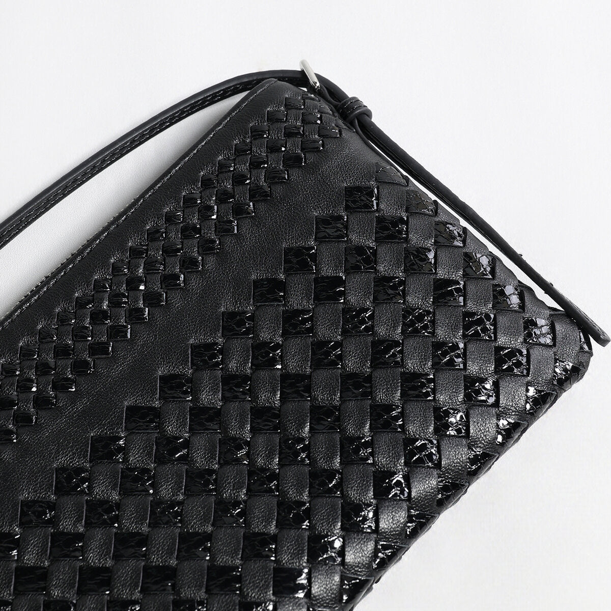 Hand-Woven Sheepskin Leather Shoulder Bag - Black