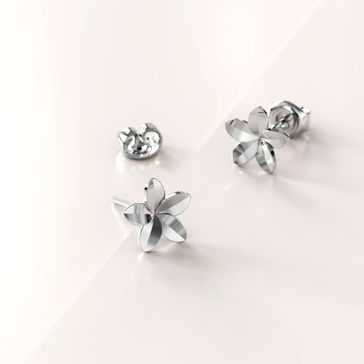Floral Sweet Dream Stud Earrings