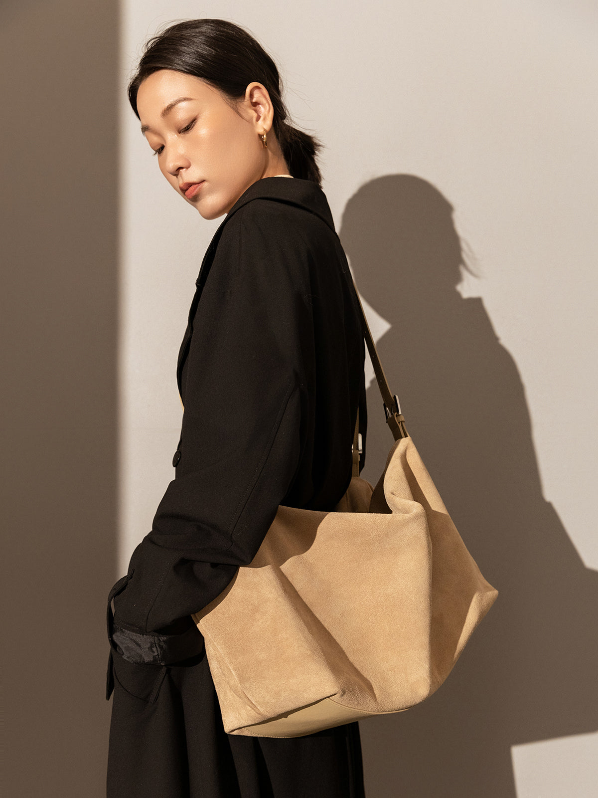 Slouchy Suede Leather Shoulder Bag - Camel