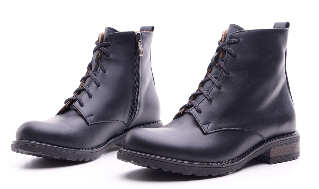 Bosccolo Womens Ankle Boots - Black
