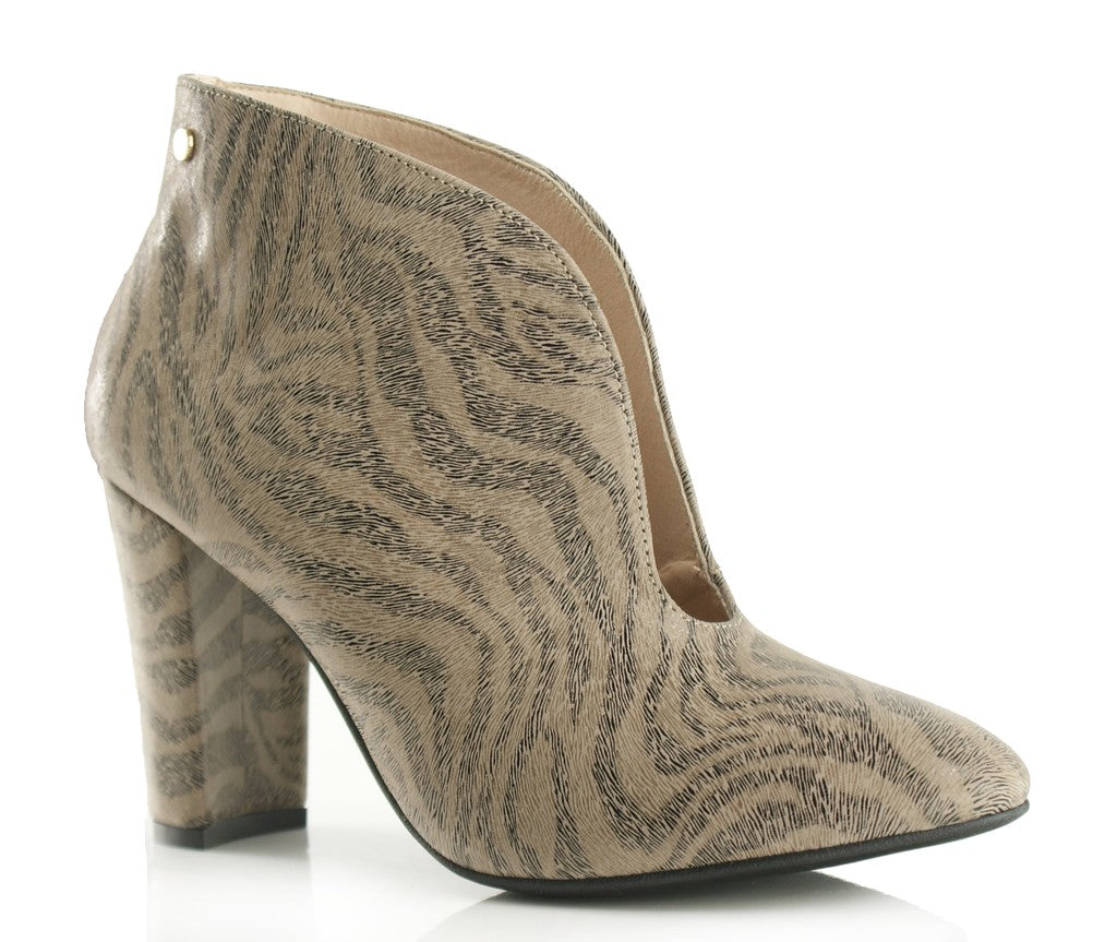 Bosccolo Womens Heel Boots Zebra - Beige