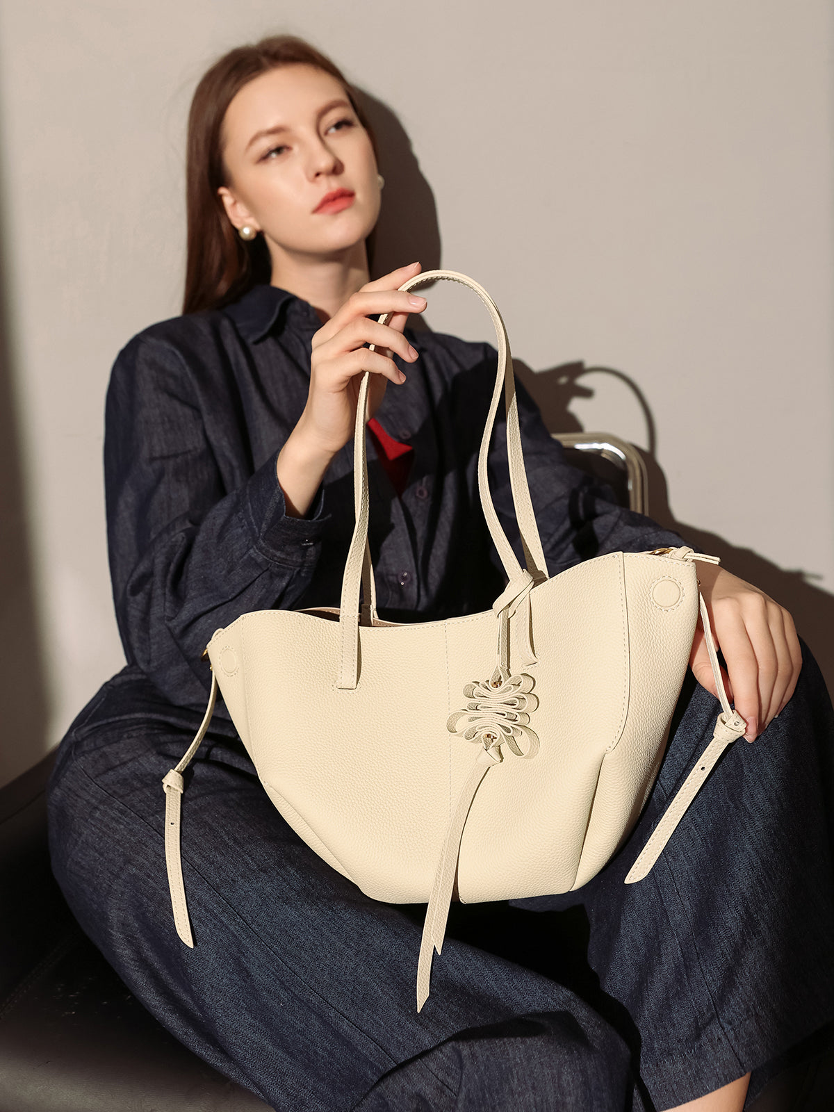 Valencia Knot Leather Tote Bag - Ivory