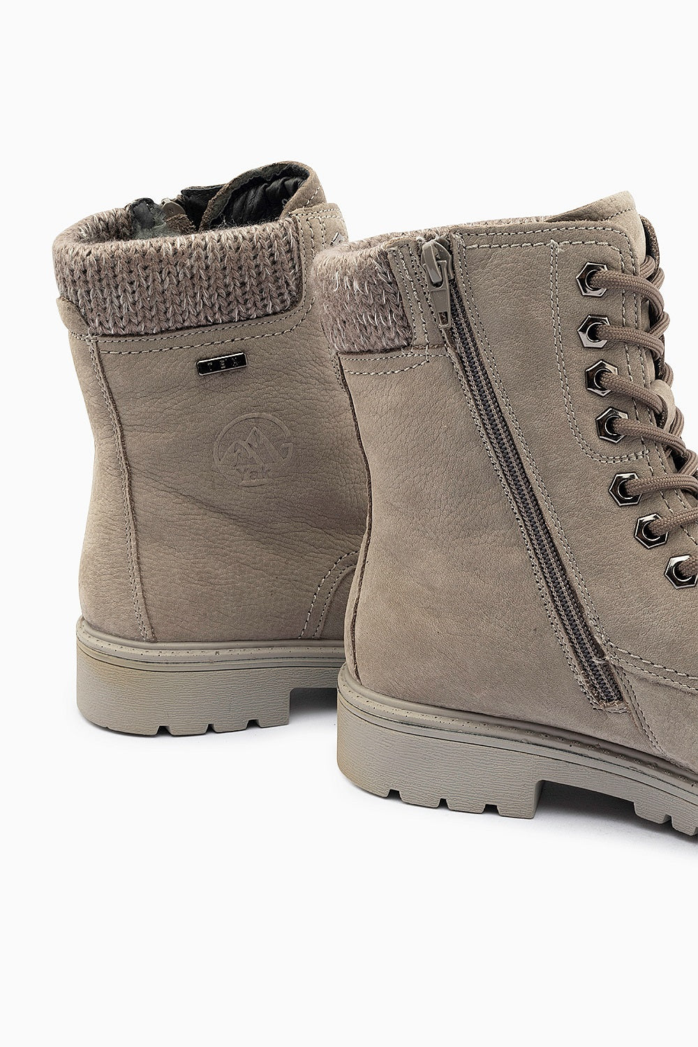 G Comfort Women's 979 21 Grey Yak