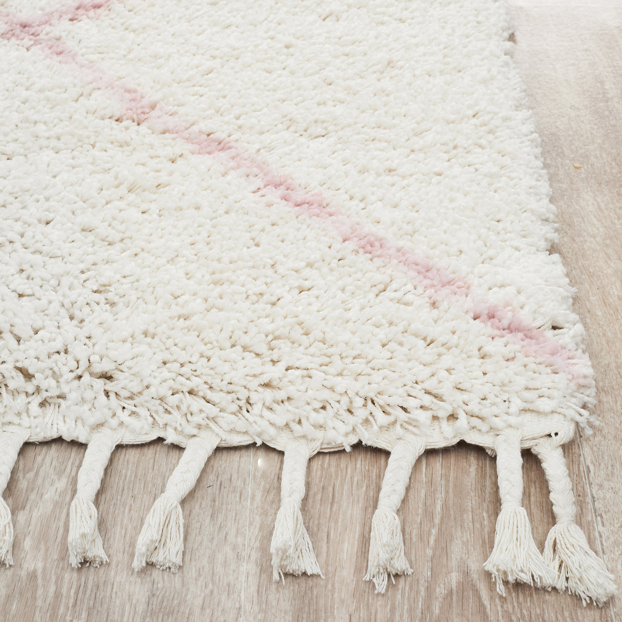 Saffron 22 Pink Rug