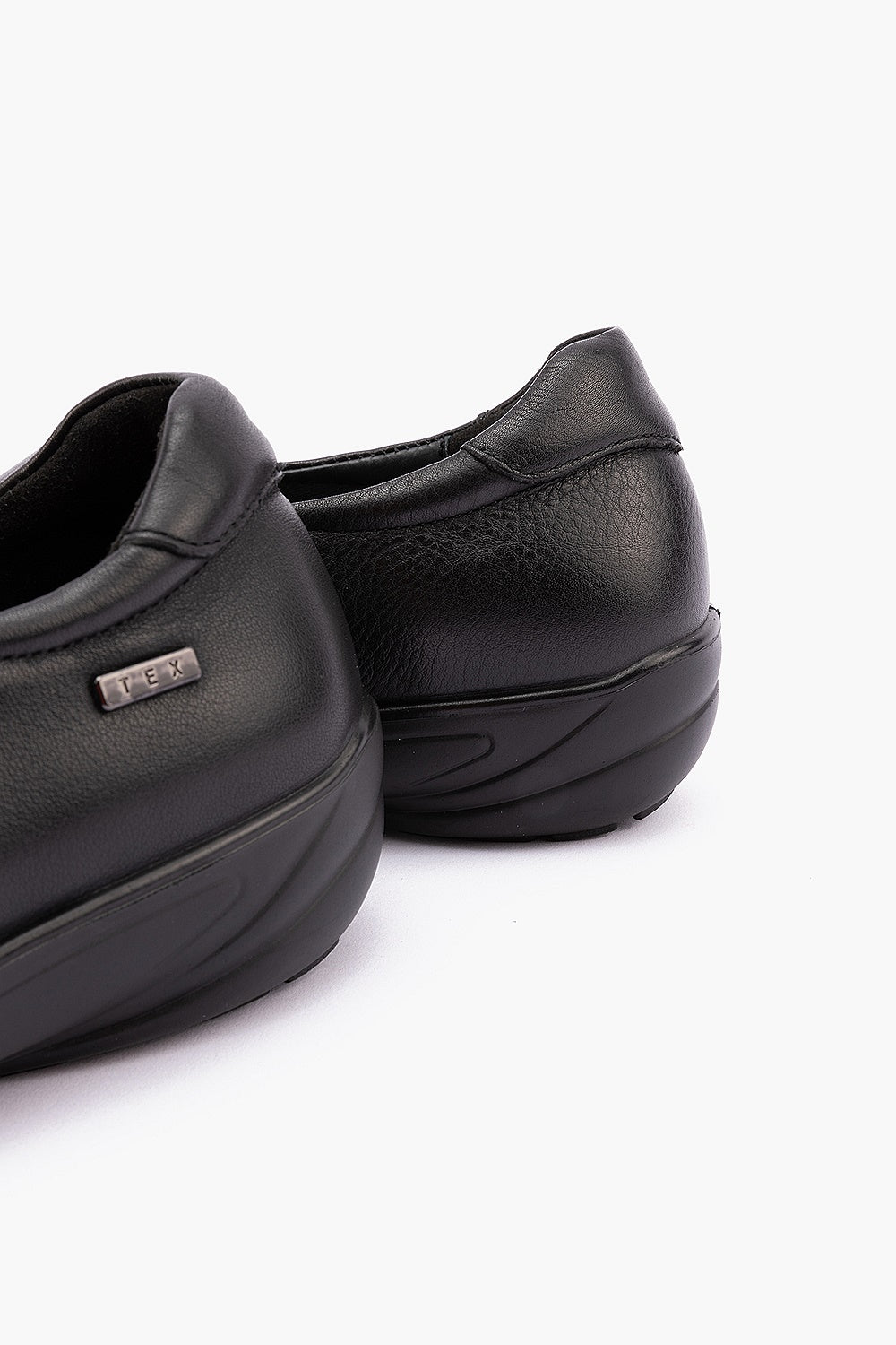 G Comfort Women's P 9519 Black Leather