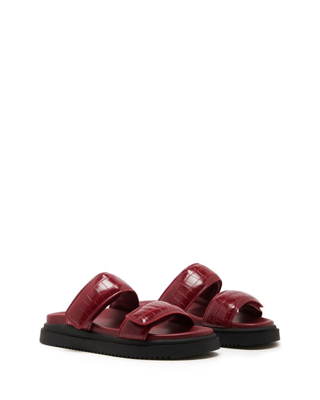 Therapy Pivot Cherry Croc
