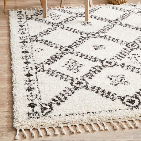 Saffron 33 White Rug