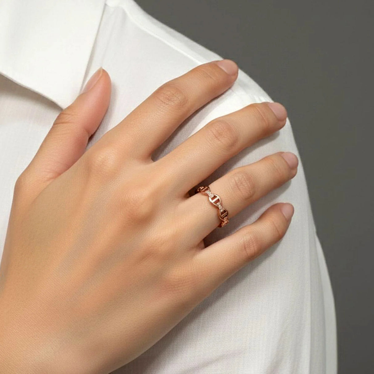 Bullion Gold Mariner Link Ring In Rose Gold