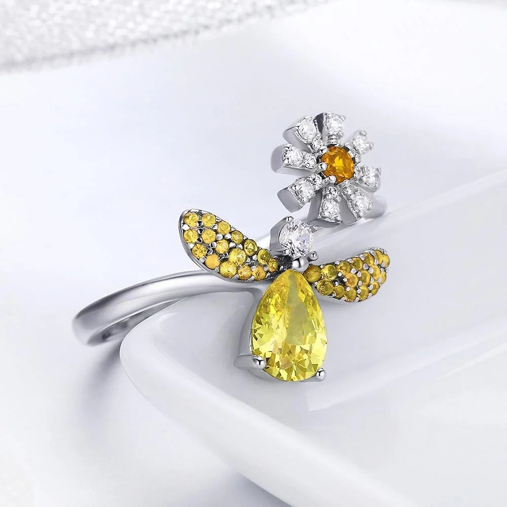 Adjustable Solid 925 Sterling Silver Darling Bee Daisy Ring