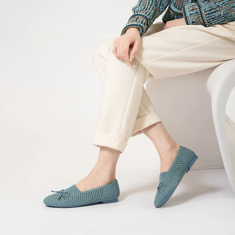 Bow Hollow Mesh Knit Round Toe Low Heel Flats - Blue
