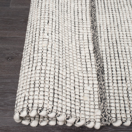 Loft Black Rug