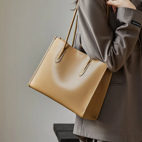 Nalandu Large Capacity Leather Commuter Tote Bag - Camel