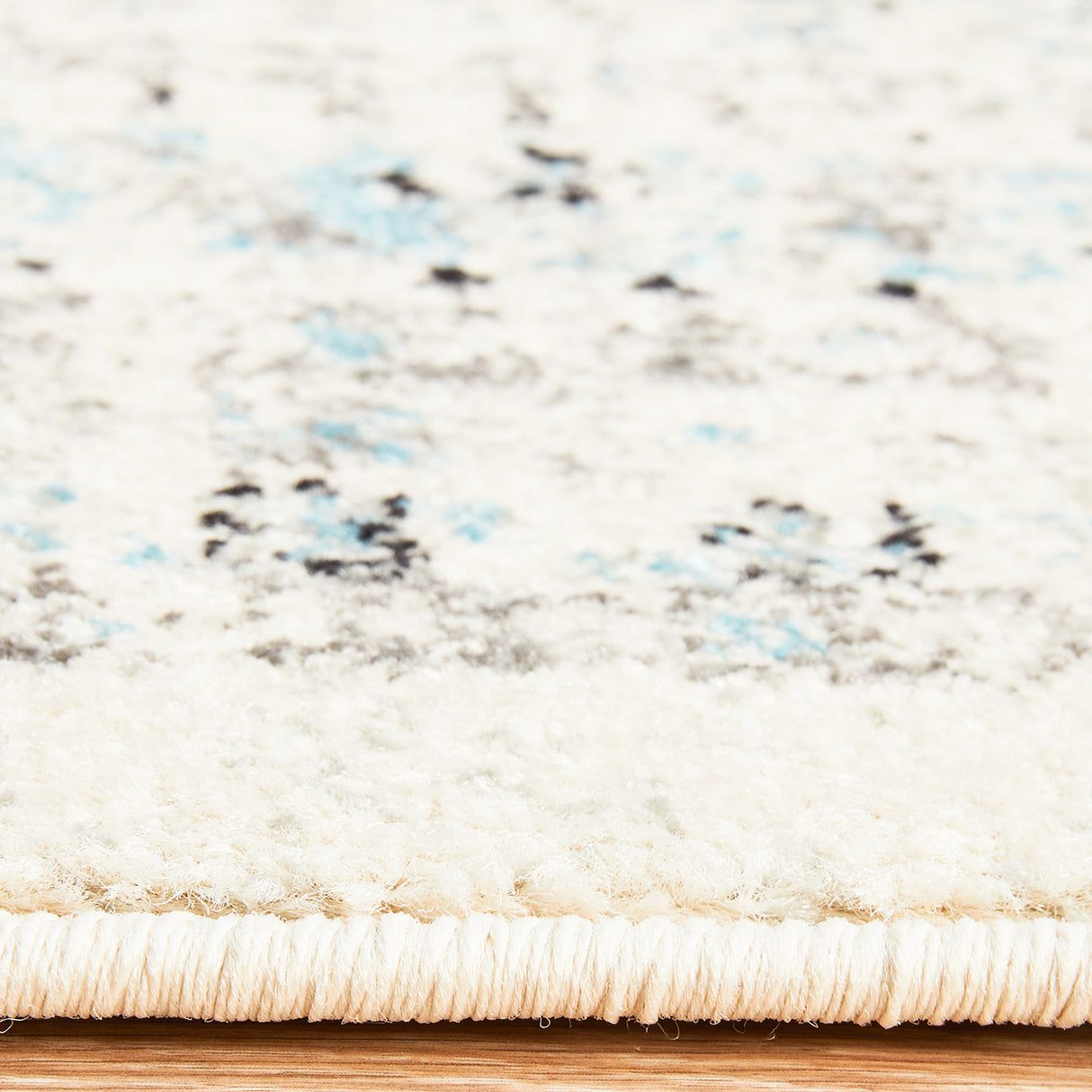 Century 922 White Rug