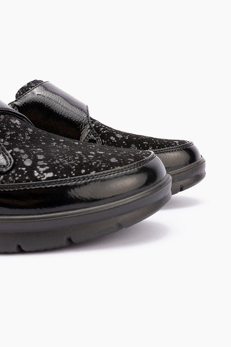 G Comfort Women's P 8223 Black Patent Stretch