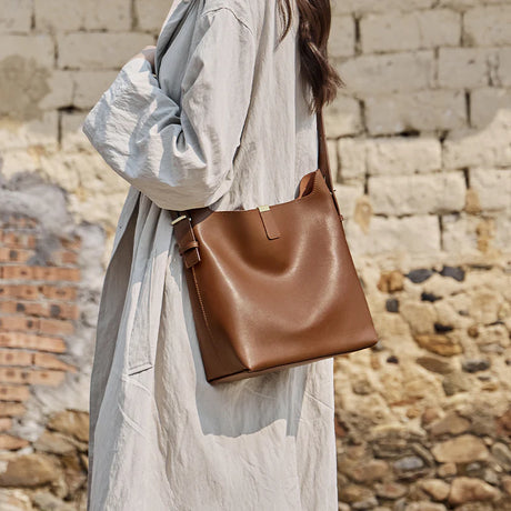Nalandu Minimalist Genuine Leather Bucket Shoulder Bag - Coffee