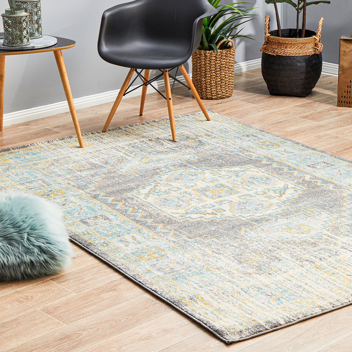 Century 944 Grey Rug