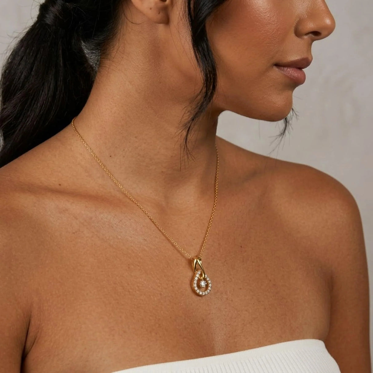 Krystal Couture Twist Pendant Necklace Embellished with SWAROVSKI Crystals