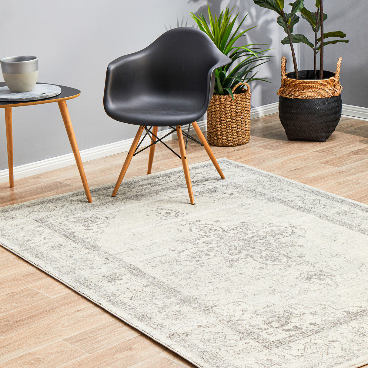 Century 977 Silver Rug