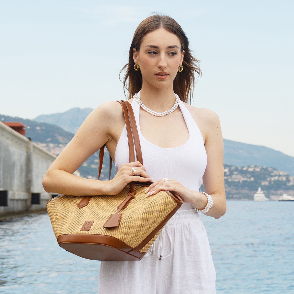 Makatea Shoulder Bag - Brown