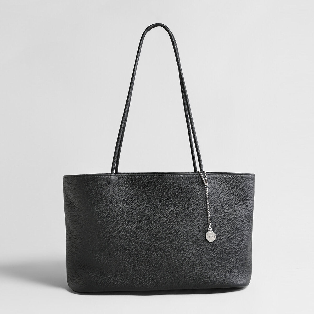 Pebbled Leather Open-Top Tote Bag - Black