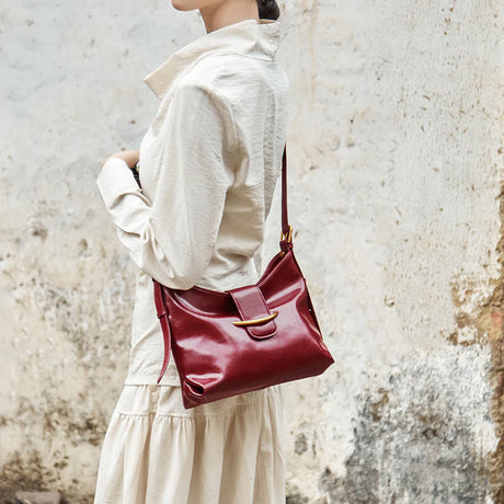 Nalandu Luxe Glossy Hobo Shoulder Bag - Wine