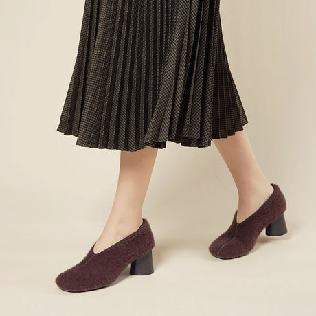 Fuzzy Round Toe Block Heel Pumps - Chocolate