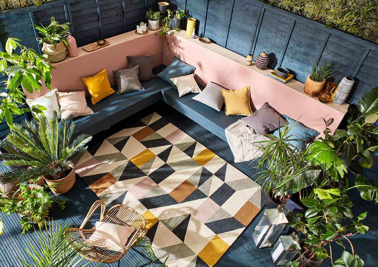 Scion Nuevo Blush Outdoor Rug 426102