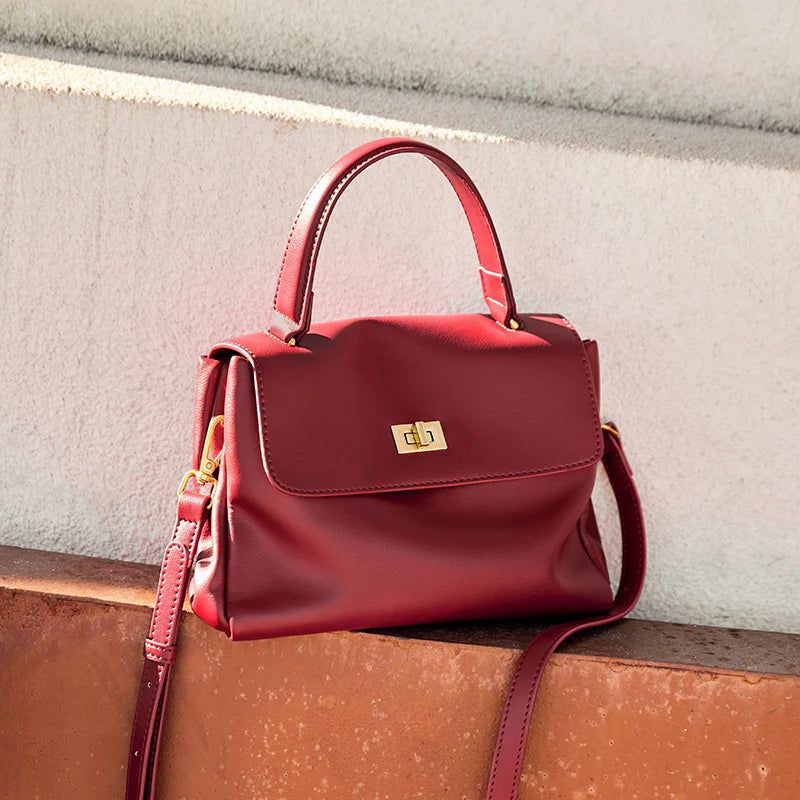 Nalandu Elegant Leather Satchel Bag - Red