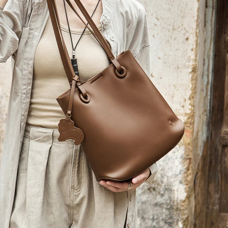 Nalandu Leather Horse Charm Tote Bag - Coffee