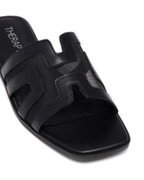 Therapy Gaze Black Mesh