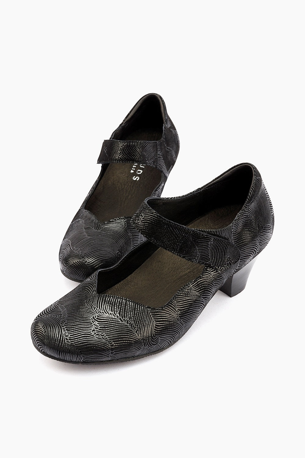 Klouds Omari Perf Black Constellation