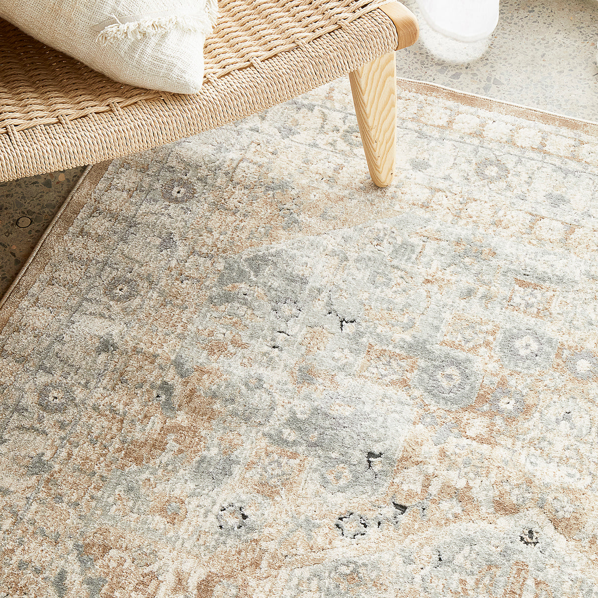 Providence 834 Beige Rug